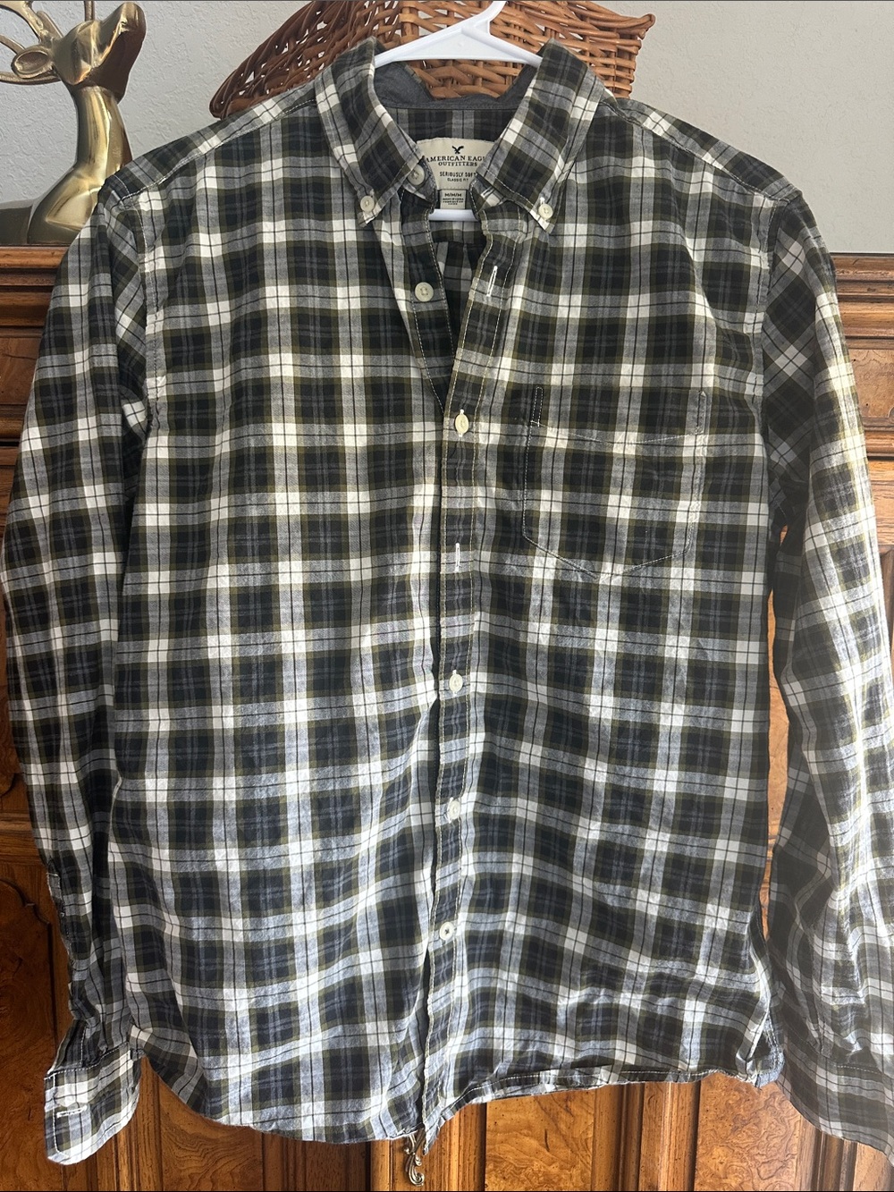 American Eagle Outfitters Men’s Black, White & Olive Plaid Button-Down Shirt